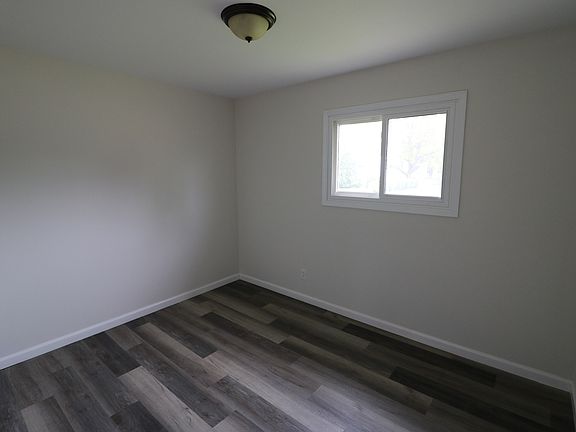 5th image of 22580 Masch Ave