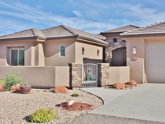 2nd image of 311 W Canyon Trails Dr