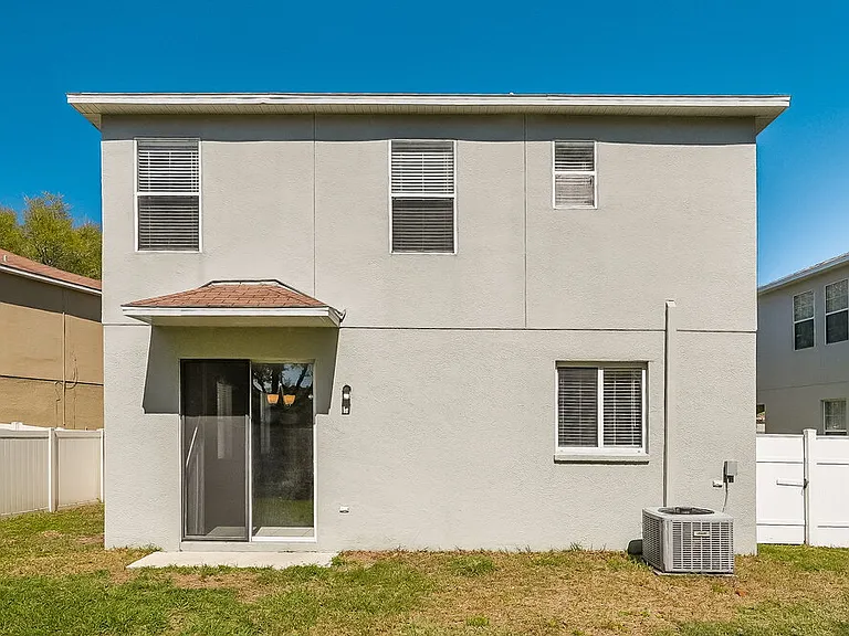 9251 Wellstone Dr — Photo 17