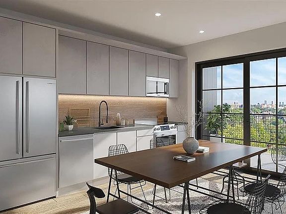 4th image of 4315 S Congress Ave #317