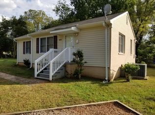 400 Lamont St #400, Raleigh, NC 27610