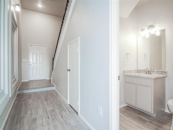 3rd image of 8832 Highland Orchard Dr