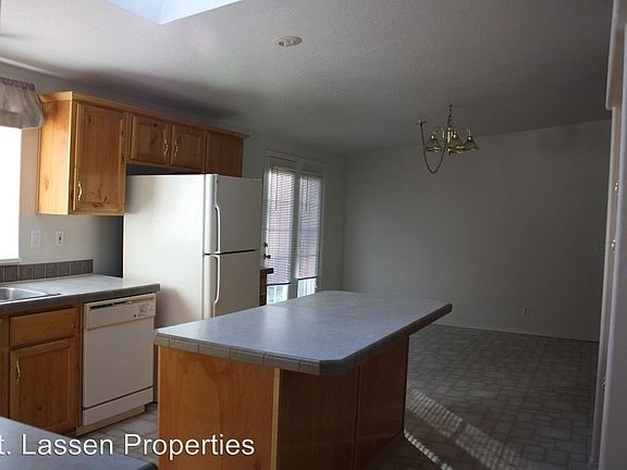 4th image of 470-470 Circle Dr