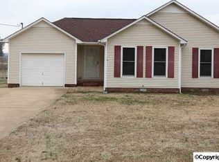 16083 Log Cabin Rd, Athens, AL 35611