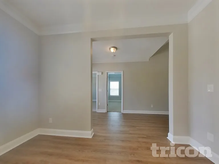 402 Cranbrooke Dr — Photo 3