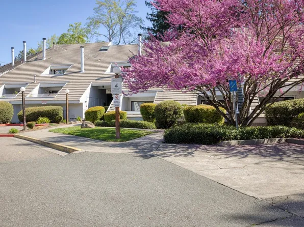 1438 Mission Boulevard, Santa Rosa, CA 95409