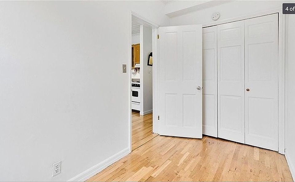 2nd image of 437 W 43rd St APT 3R