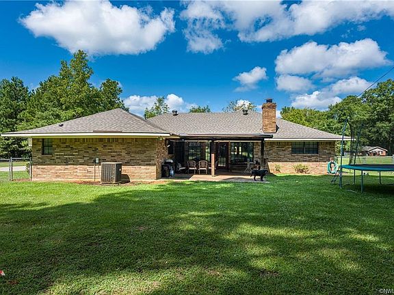 4th image of 152 Silver Leaf Dr