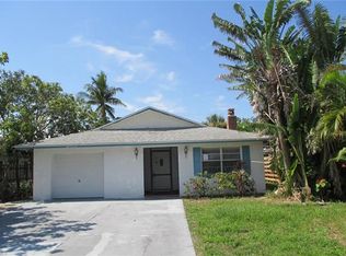 614 95th Ave N, Naples, FL 34108