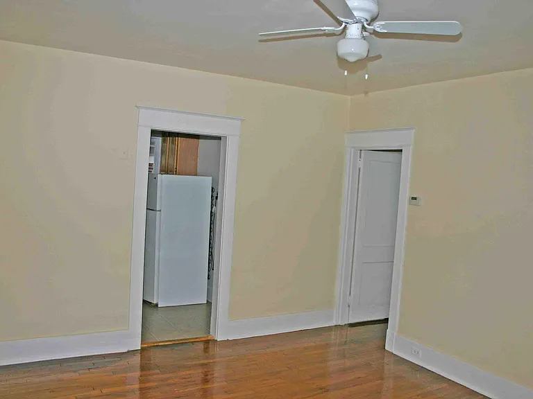 1519 S Negley Ave — Photo 5