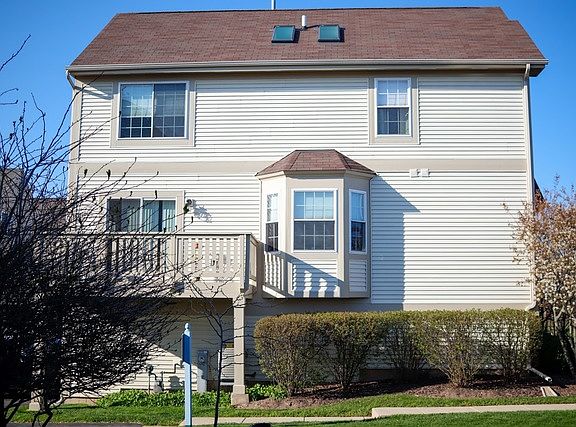 2nd image of 2549 N Augusta Dr
