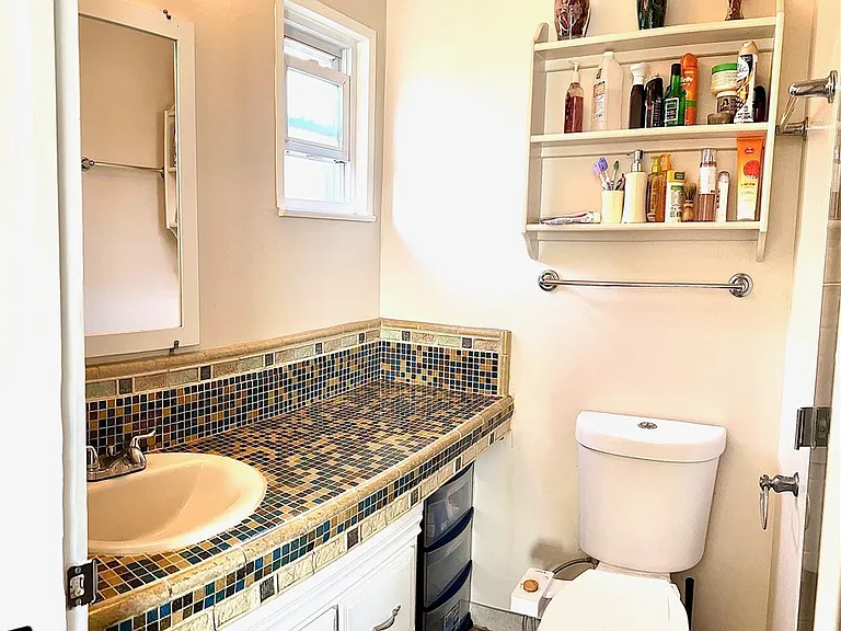6131 Glenwood Dr — Photo 9