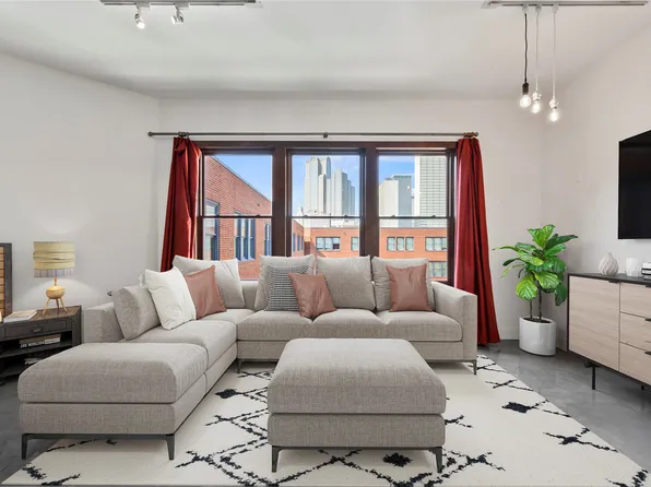 2502 Live Oak St APT 317, Dallas, TX 75204