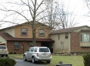 3136 Oak Spring St, Columbus, OH 43219