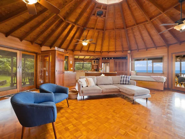 76-874 Hualalai Rd, Kailua Kona, HI 96740
