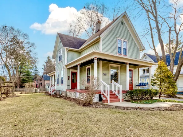 611 Washington St, Dundee, IL 60118