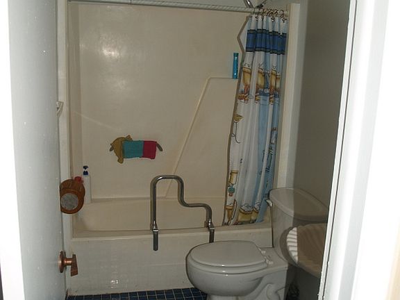 3rd image of 8914 Rocky Run Ct