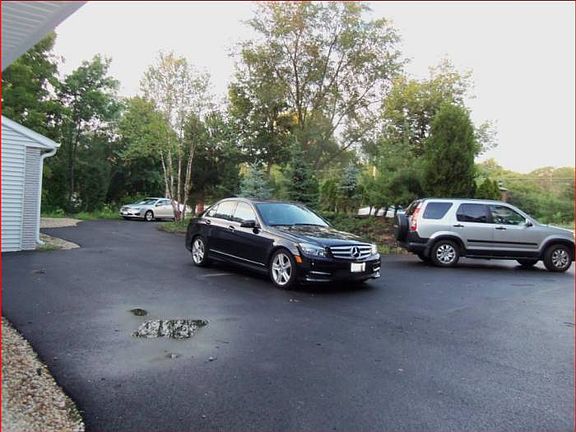 tons of driveway parking!