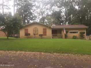 903 Woodland Cv, Mendenhall, MS 39114