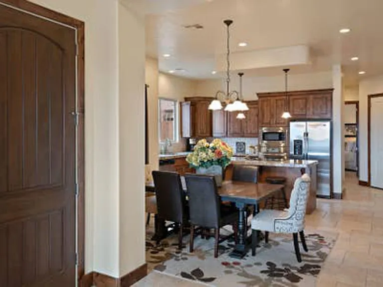 E Coral Ridge Dr — Photo 7