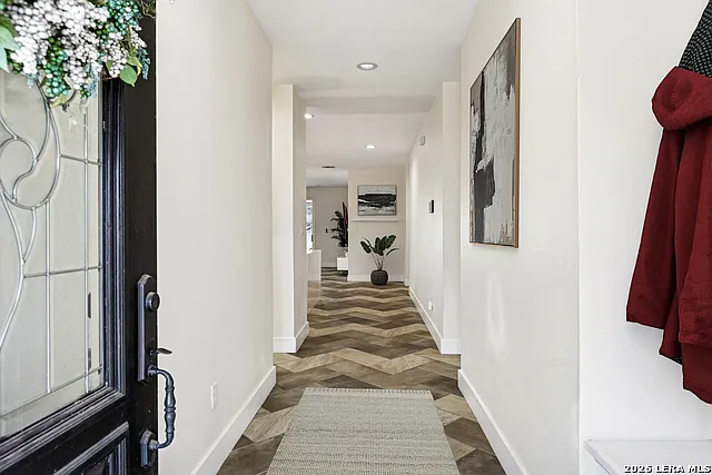 303 Pendleton Ave — Photo 13
