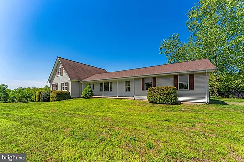 40297 Braddock Rd Photo 1