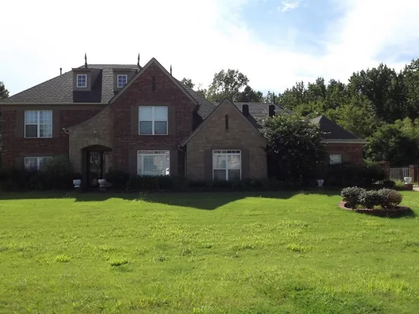 5051 Royston Ln, Memphis, TN 38125