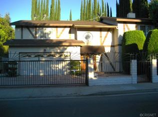 5210 Avenida Hacienda, Tarzana, CA 91356