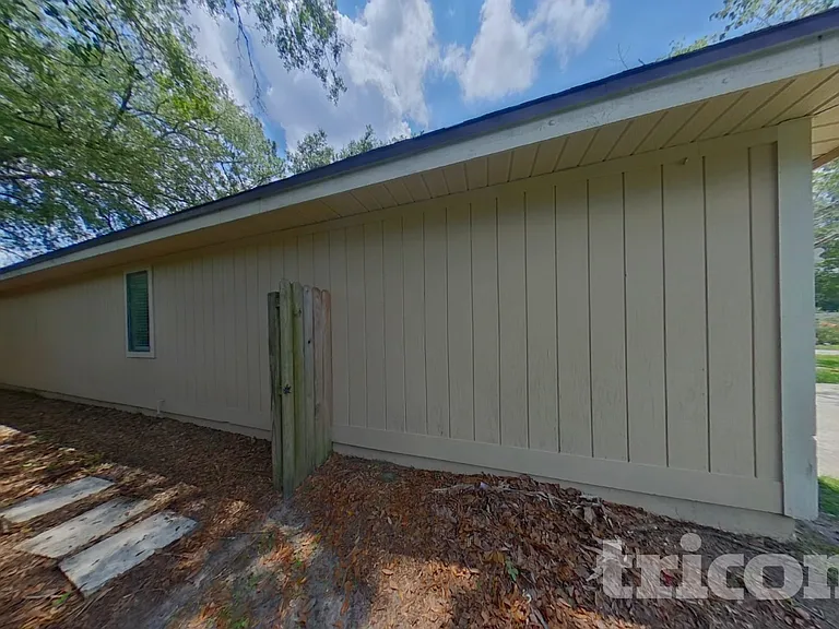 7943 Longshadow Ct — Photo 18