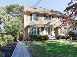 49 Edgemere Rd, Quincy, MA 02169
