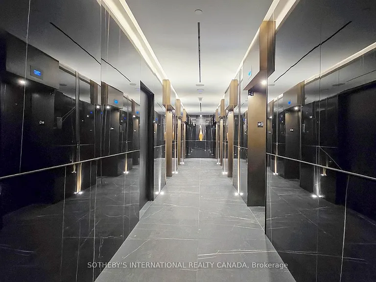 11 Yorkville Ave #2112 — Photo 5