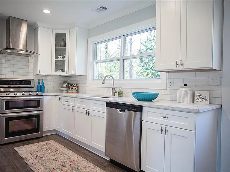 387 Michael Dr — Photo 12