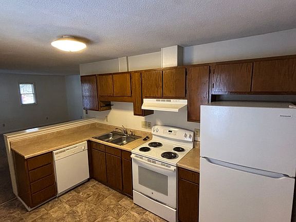 3rd image of 1520 Collegeview Ave #A