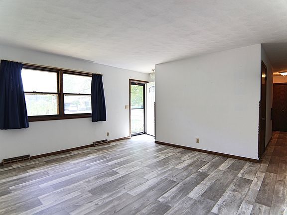 4th image of 1109 Ontario Dr