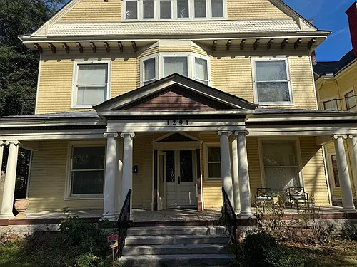 1291 Willow Ave #1 Photo 1