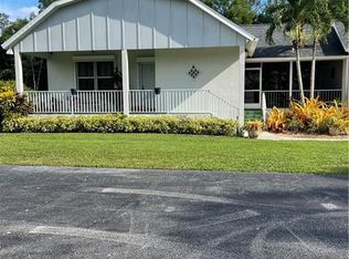 6750 Daniels Rd, Naples, FL 34109