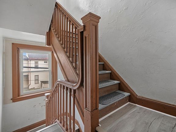 2nd image of 512 S Millvale Ave APT 2