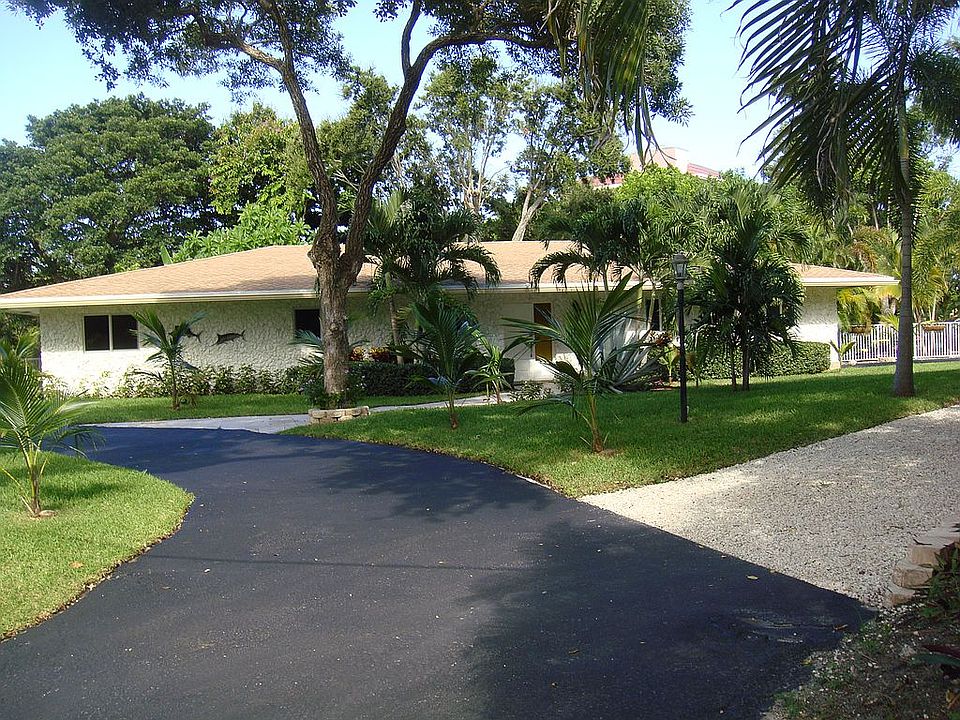 1st image of 2 Little Harbor Way