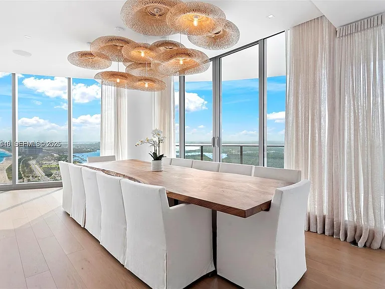 15701 Collins Ave #4105 — Photo 13