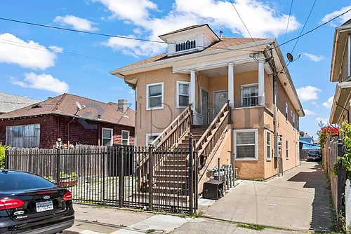 3312 Adeline St Photo 1