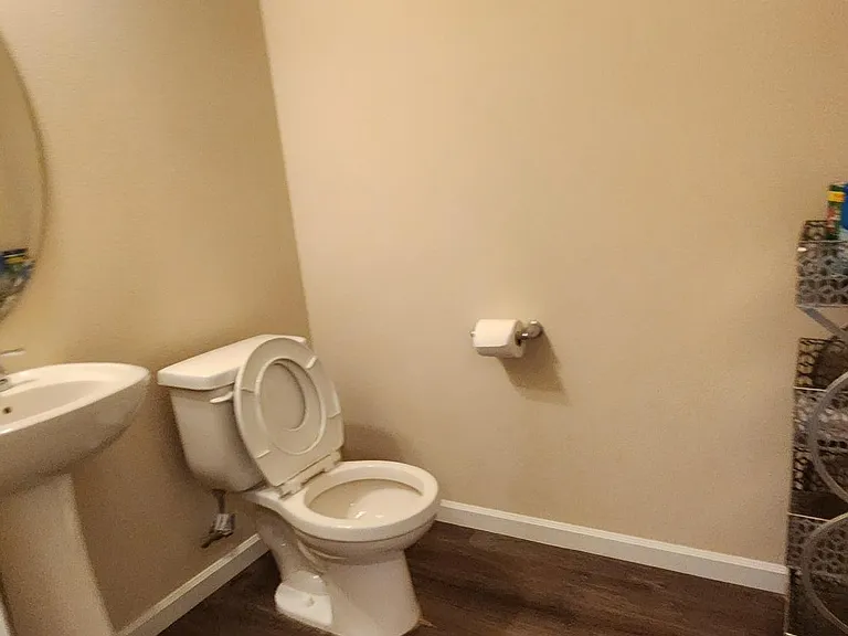5028 NE 126th Ave — Photo 6