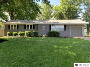 5321 Mary St, Omaha, NE 68152