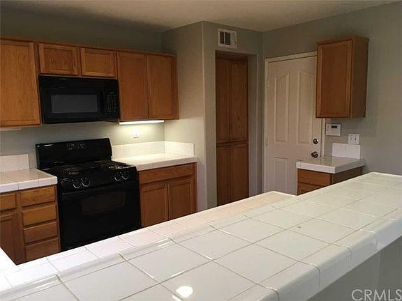 3rd image of 16439 El Revino Dr