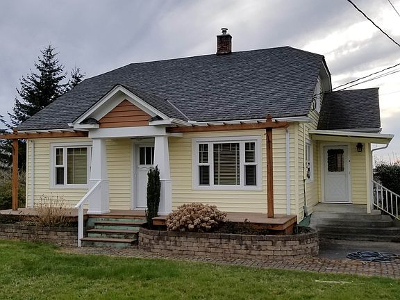 2nd image of 4702 67th Ave NE