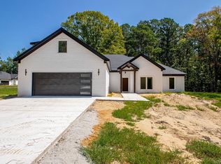 10552 Mars Hill Rd, Bauxite, AR 72011