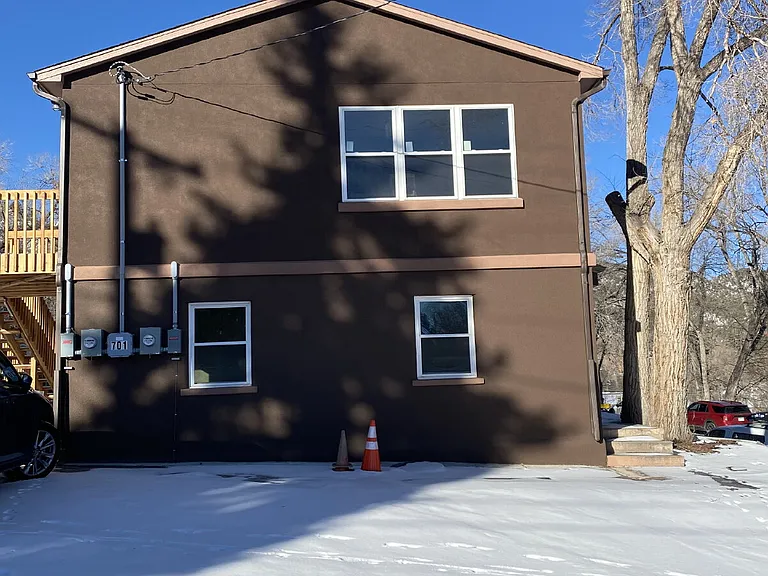 701 Prospect Pl #LOWER — Photo 1