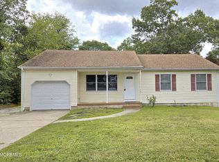 360 Nautilus Dr, Manahawkin, NJ 08050