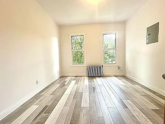 2nd image of 21-28 Rene Ct #2