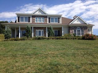 204 Lape Rd, Rensselaer, NY 12144