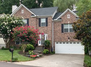736 Station View Rd, Knoxville, TN 37919